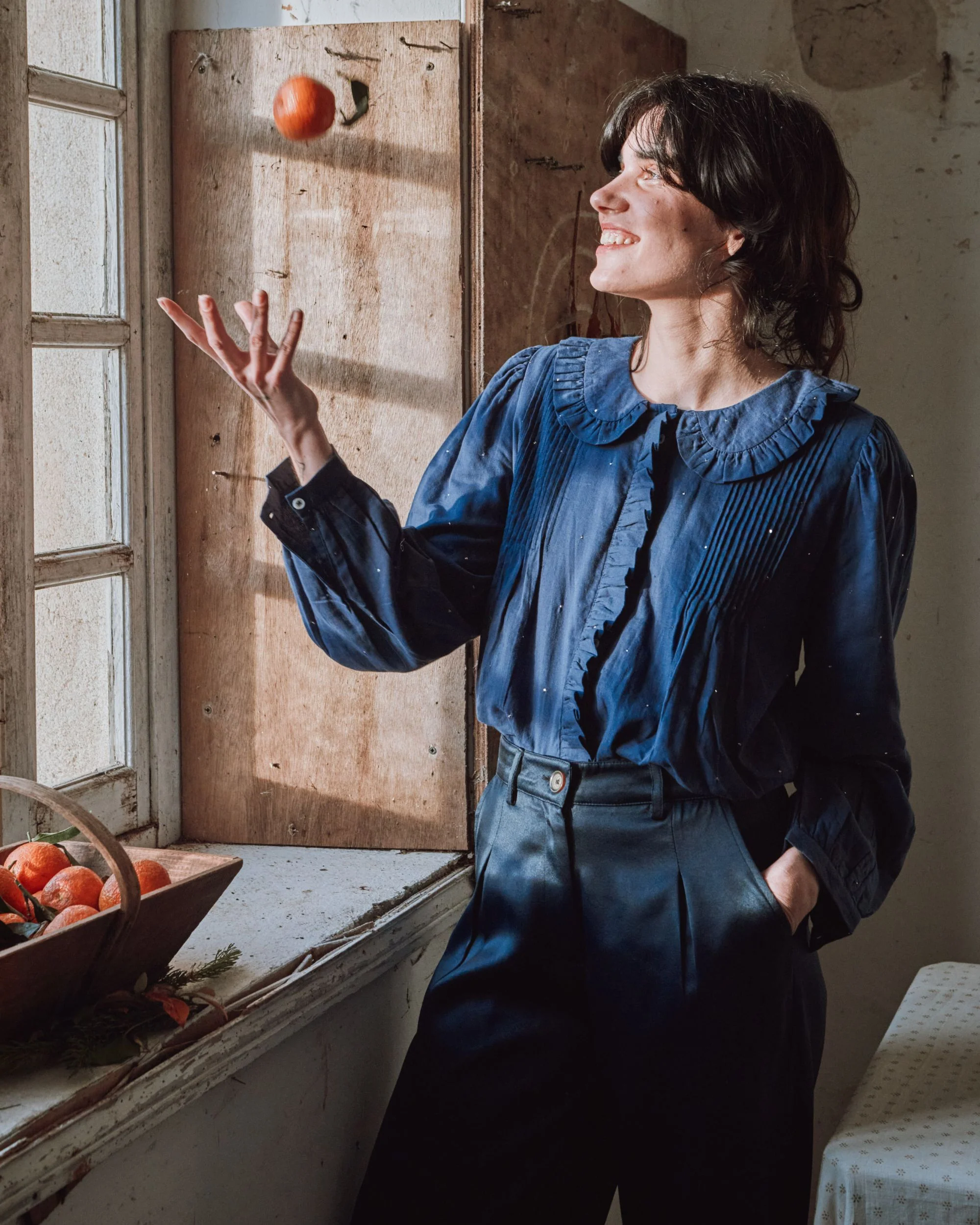 Blouse - Volanté mukesh navy – Image 3