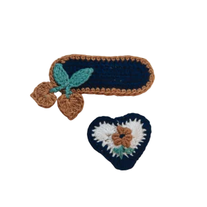 2 barrettes - Crochet bleu